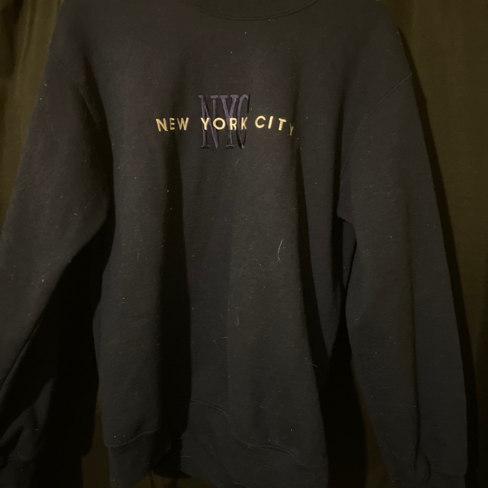 navy blue nyc crew neck